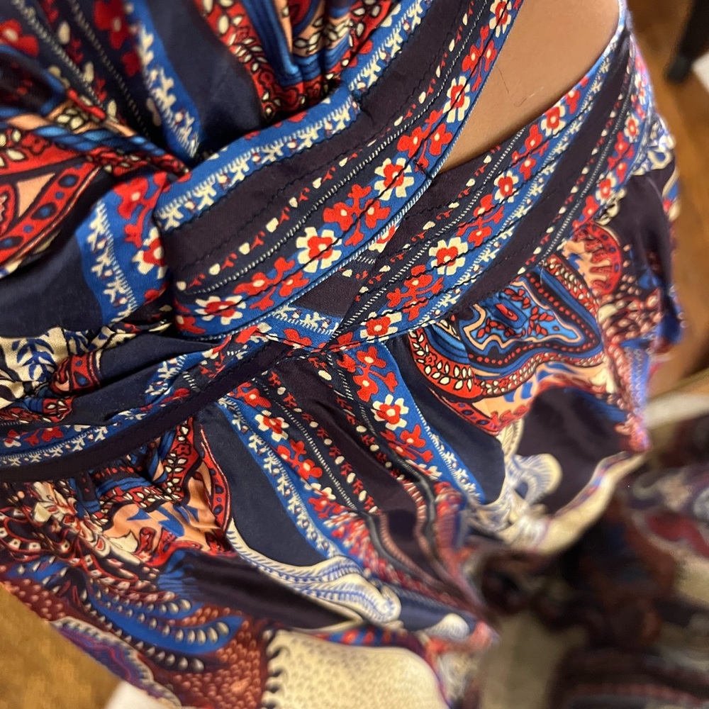 FARM Rio Vibrant Long Sleeve Dress - Picture 8 of 13